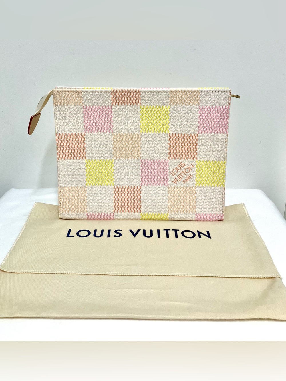 Louis Vuitton Damier Pastel Damierlicious Pouch - Pink, Yellow, Peach, Cream